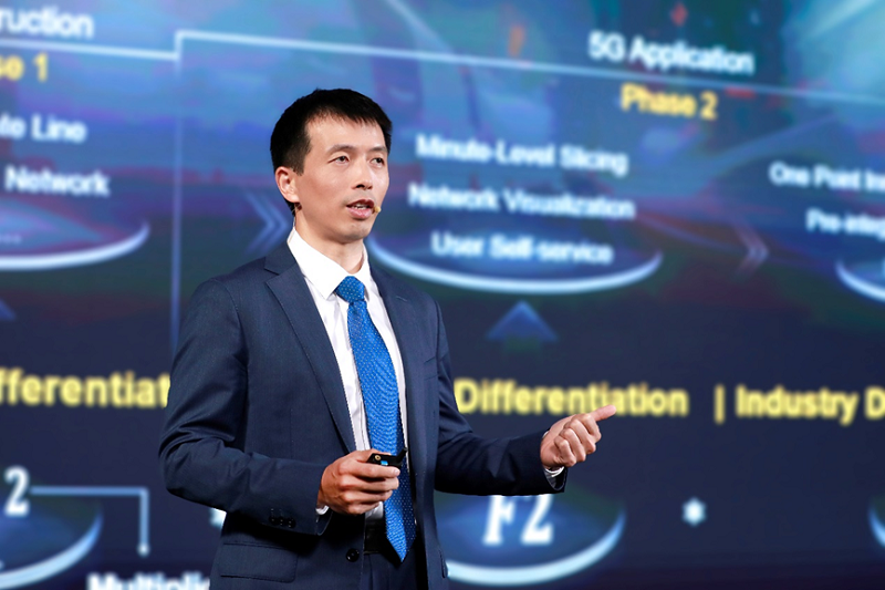 Peng Song delivers a keynote